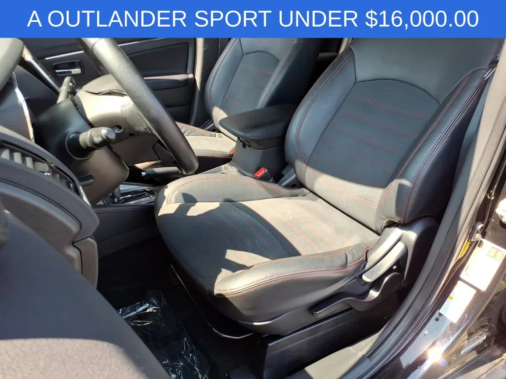 Used 2022 Black Mitsubishi 2.0 SE image 19
