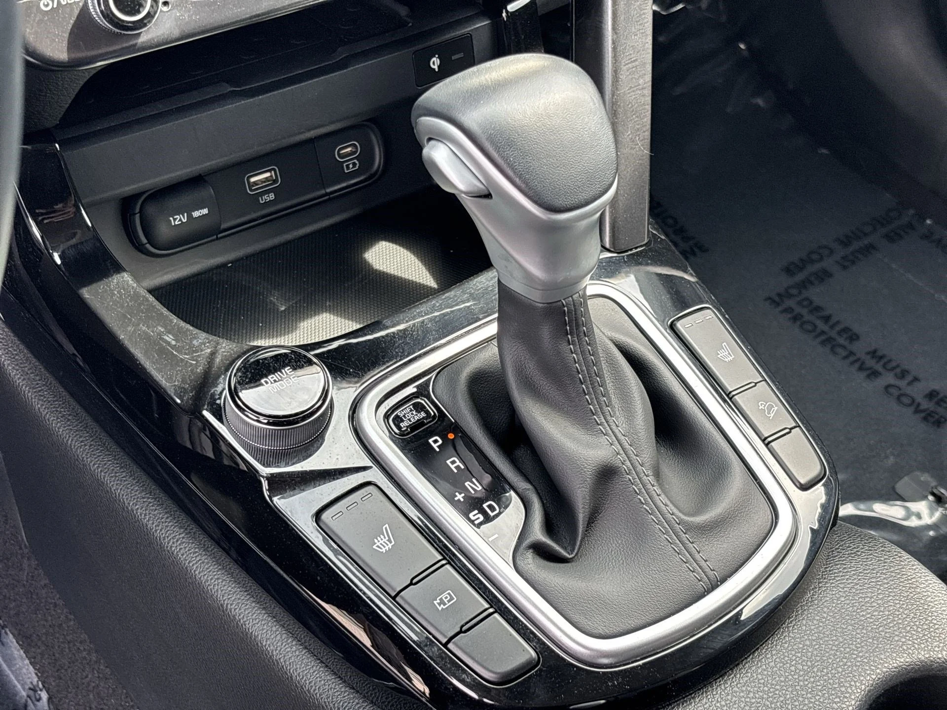 Certified Used 2024 Snow White Pearl Kia EX image 19