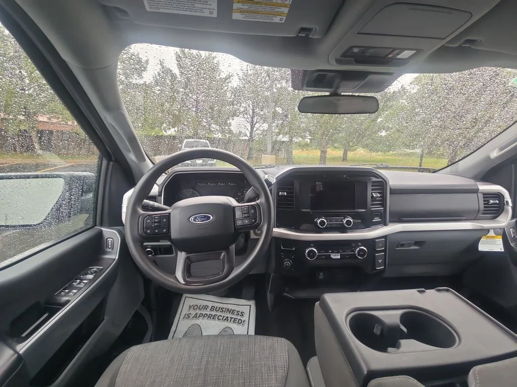 Used 2023 White Ford XLT image 40