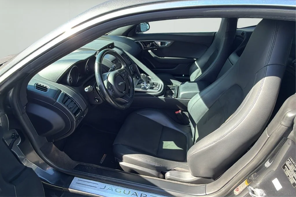 Used 2017 Gray Jaguar Premium image 17