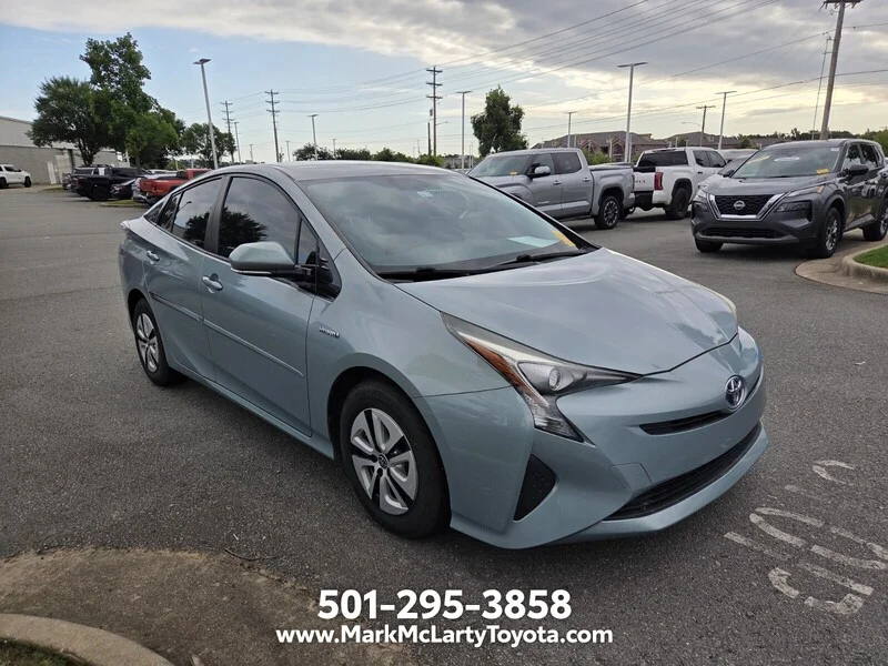 Used 2016 Pearl TOYOTA THREE image 3