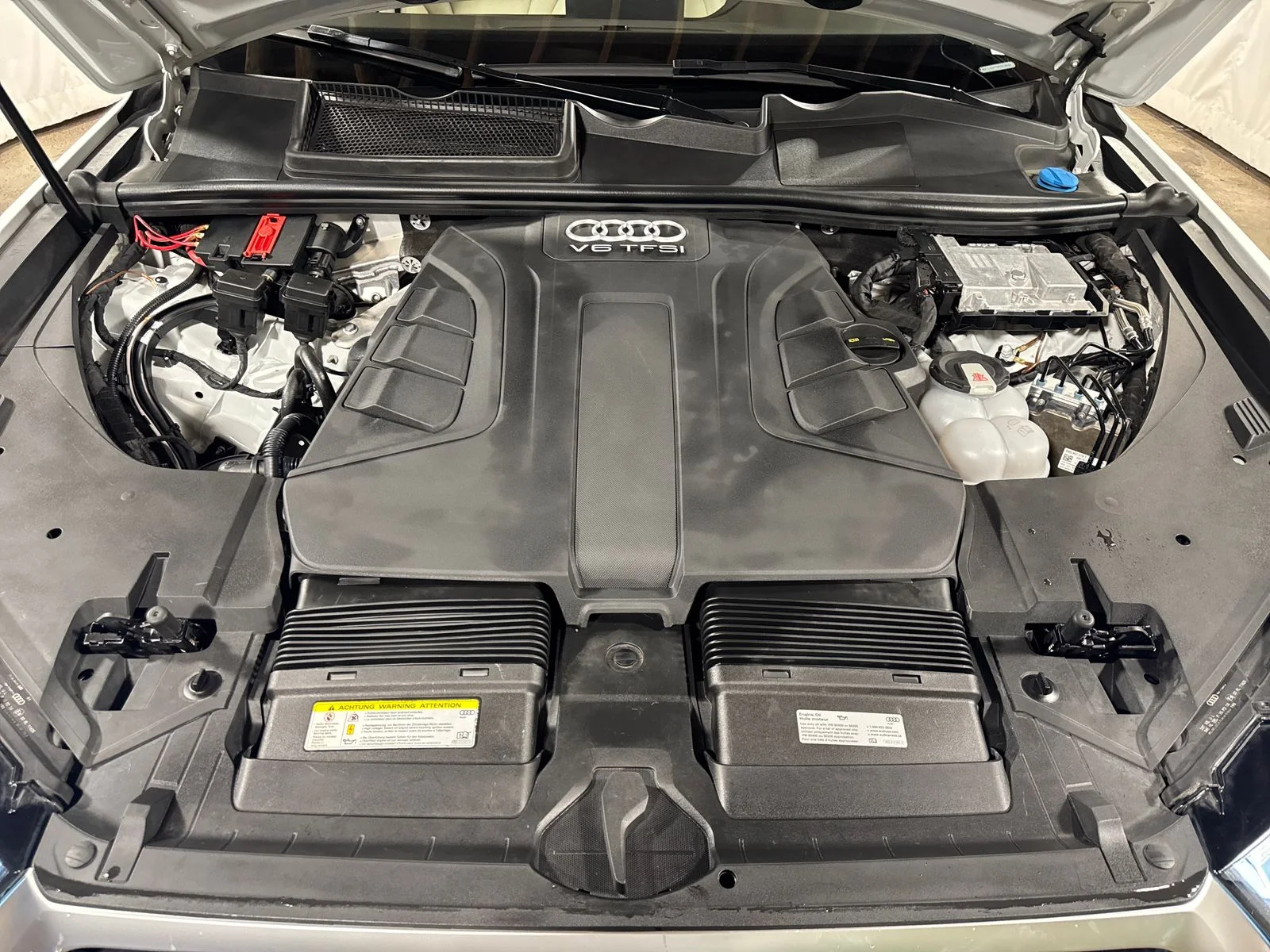 Used 2019 Glacier White Audi 55 Premium Plus quattro image 31
