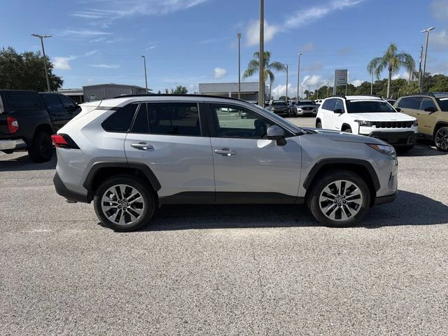 Used 2023 Silver Toyota XLE Premium image 3
