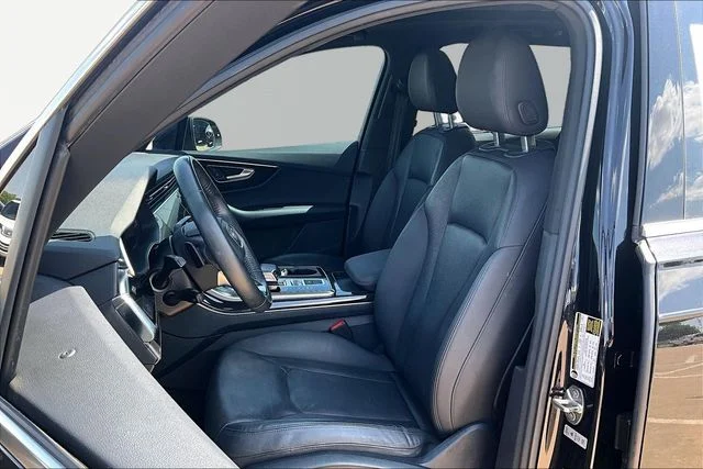Used 2020 Black Audi 55 Premium Plus image 26