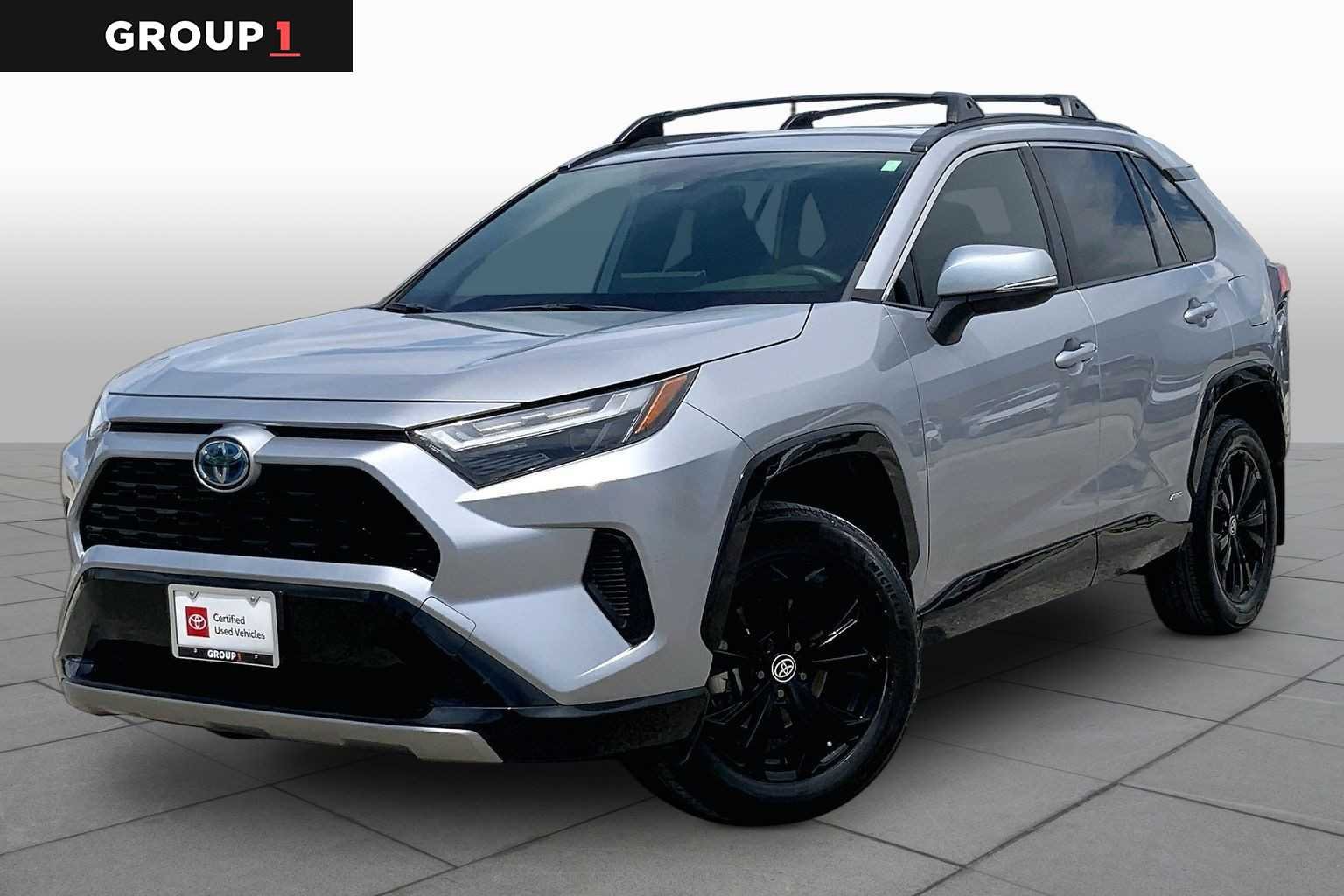 2023 Toyota RAV4 Hybrid SE
