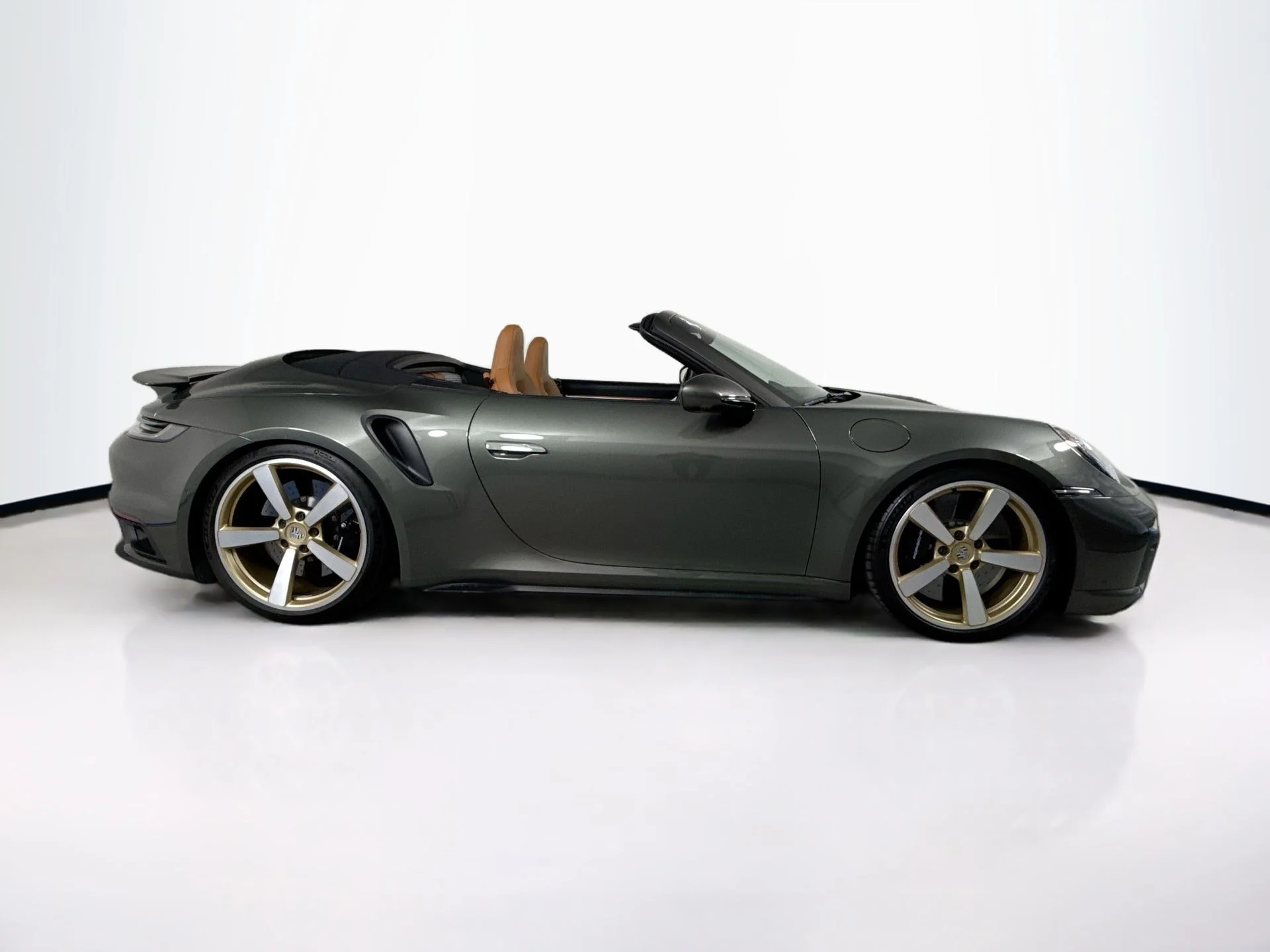 Used 2024 Aventurine Green Metallic Porsche Turbo S image 8