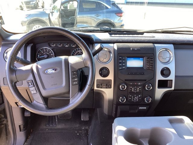 Used 2014 Tuxedo Black Metallic Ford XLT image 18