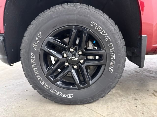 Used 2020 Red Chevrolet LT Trail Boss image 9