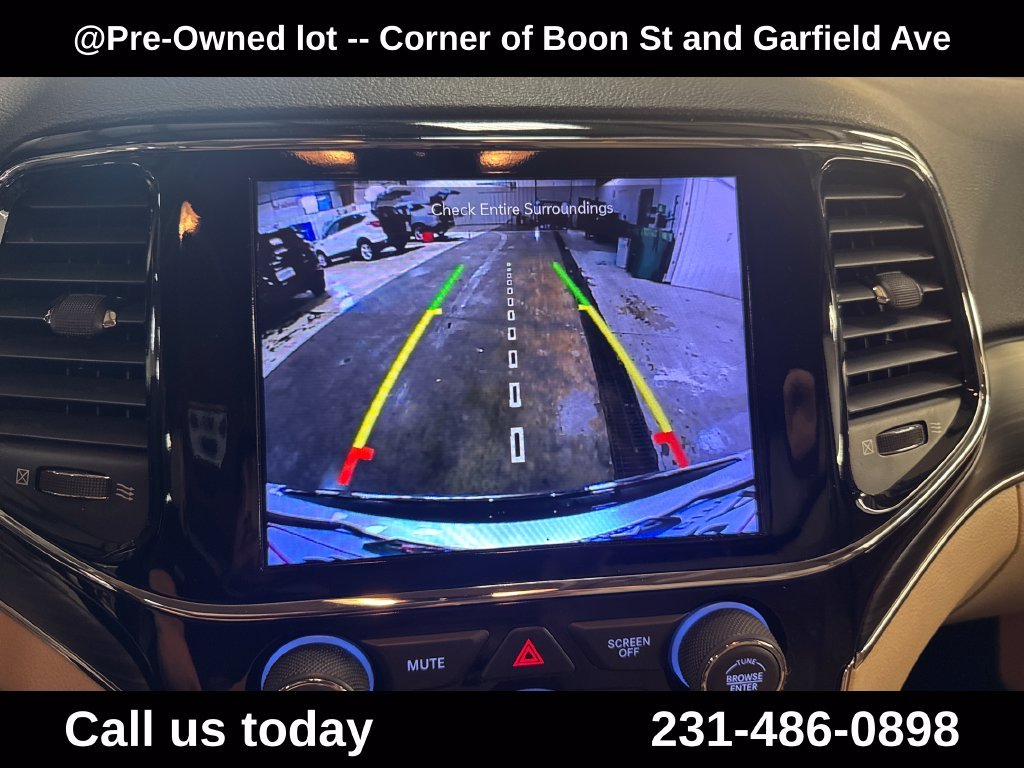 Used 2020 White Jeep Limited image 24