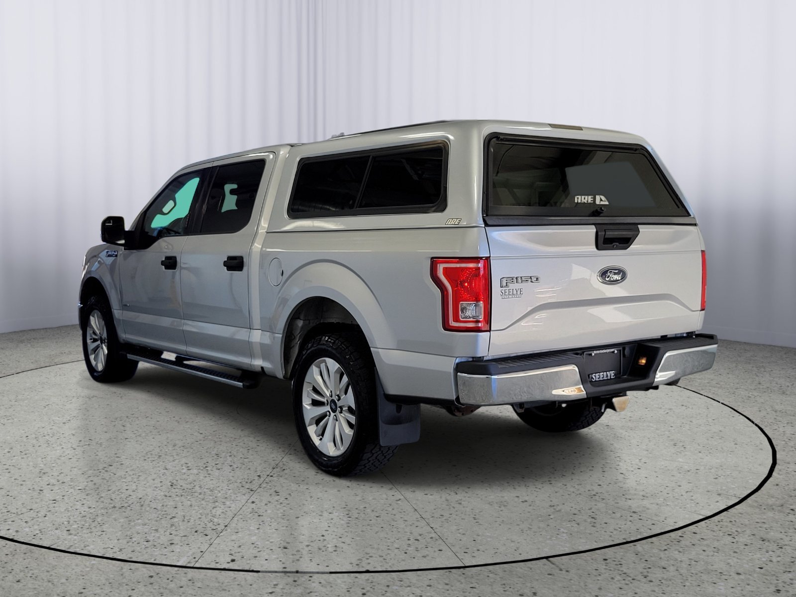 Used 2015 Silver Ford XLT image 3