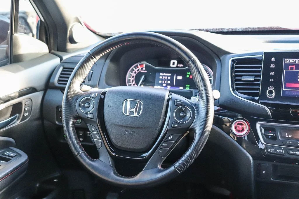 Used 2022  Honda Black Edition image 18