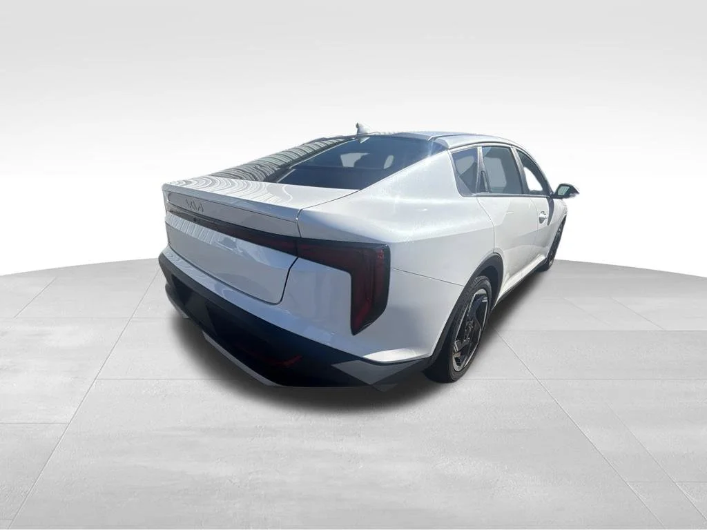 Used 2025 White Kia EX image 5