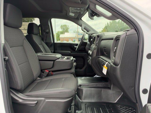 New 2026 Summit White GMC Pro image 9