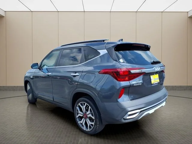 Used 2022 Gray Kia SX image 12