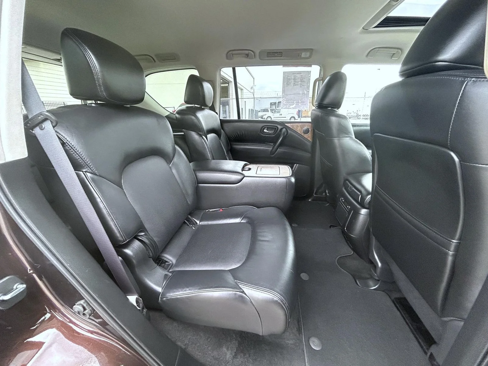 Used 2021 Brown Nissan SL image 19