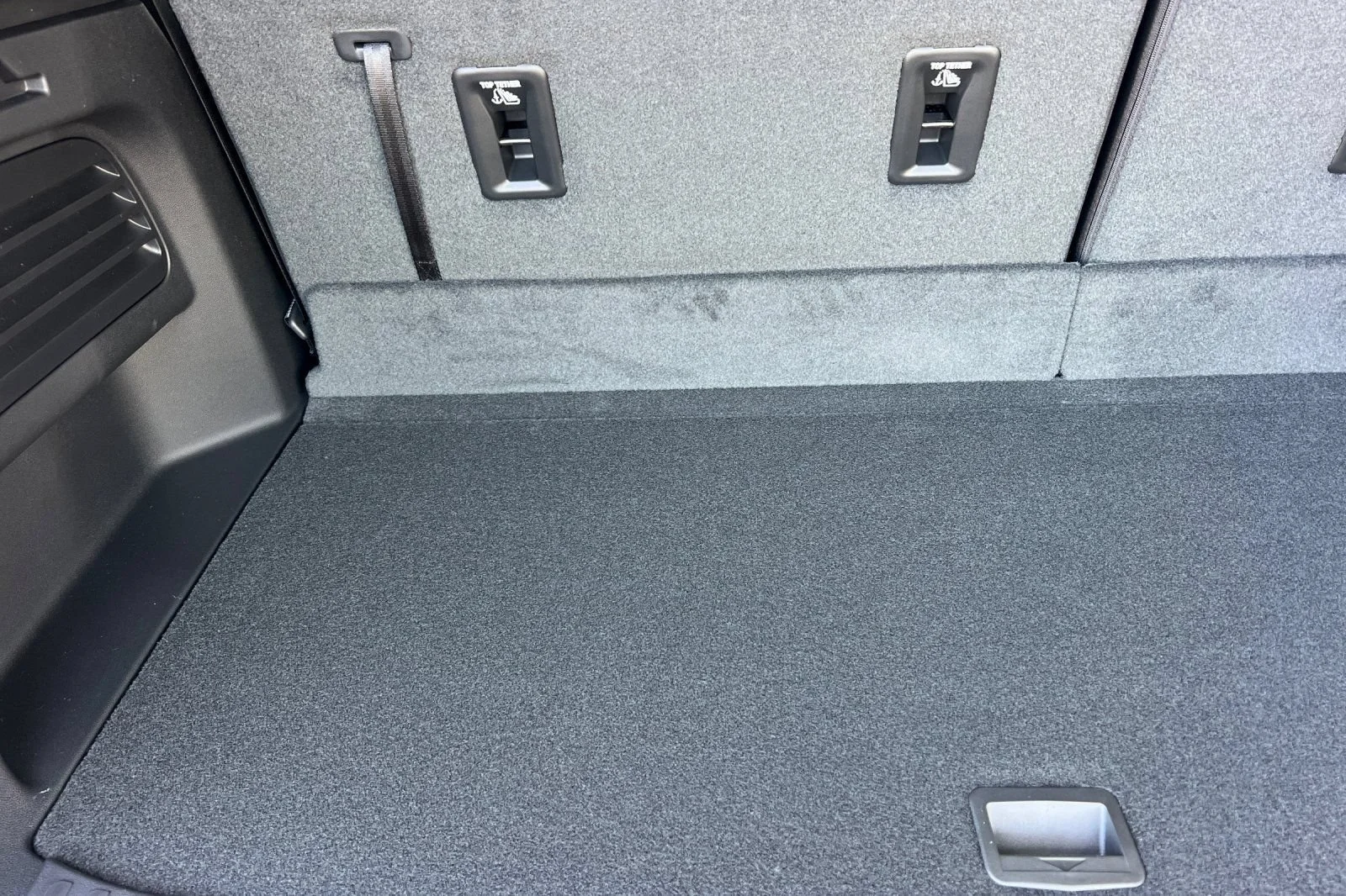 New 2027 Sandstone Gray Chevrolet Z71 image 16