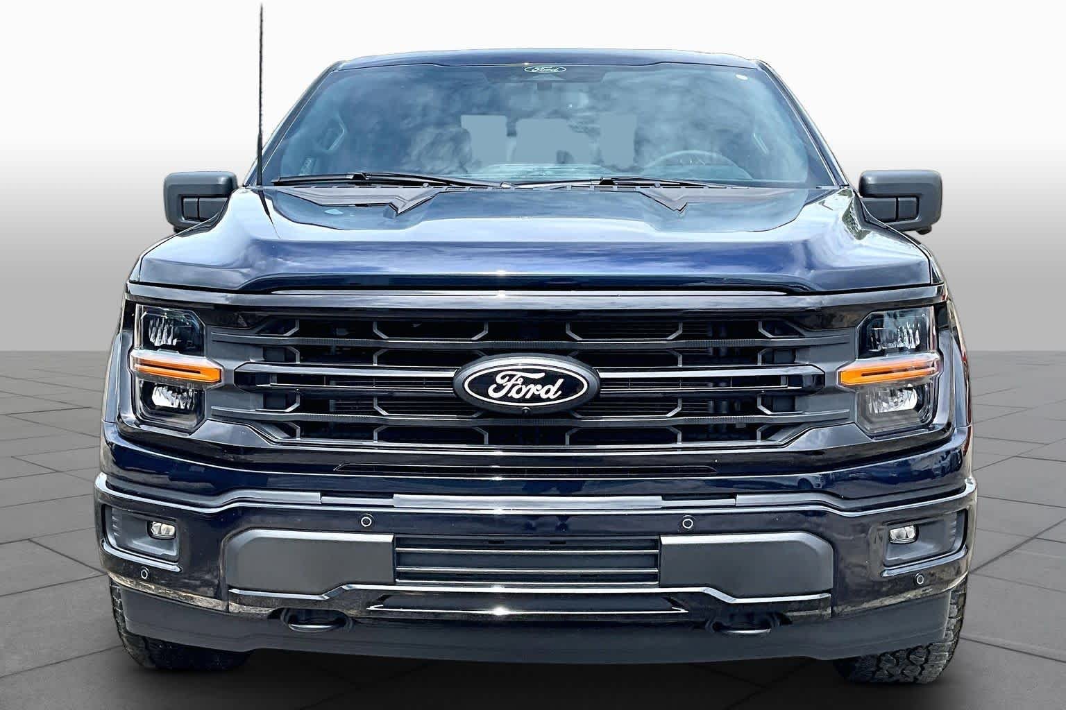 Used 2025 Antimatter Blue Metallic Ford XLT image 4