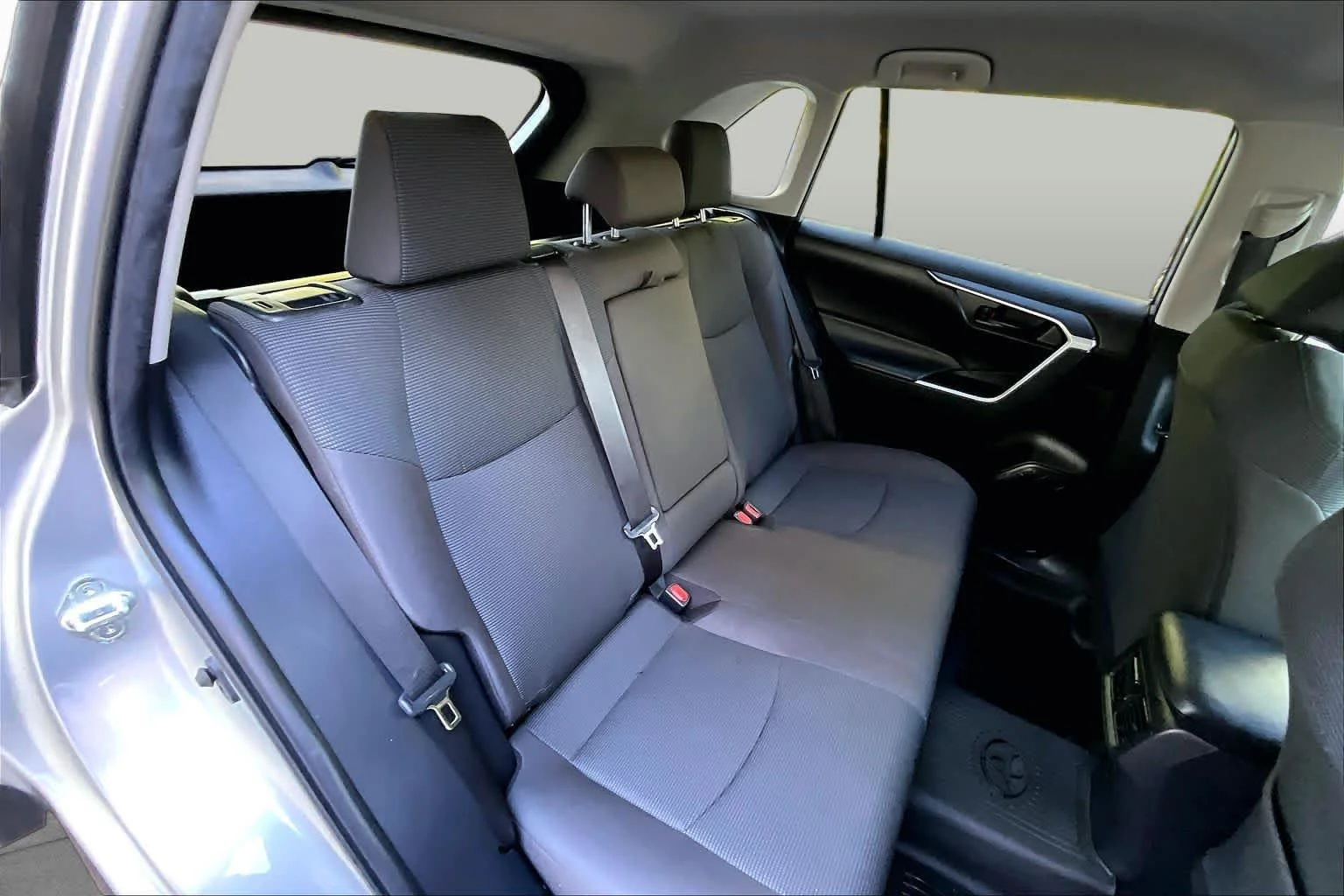 Used 2023 Silver Sky Metallic Toyota LE image 19