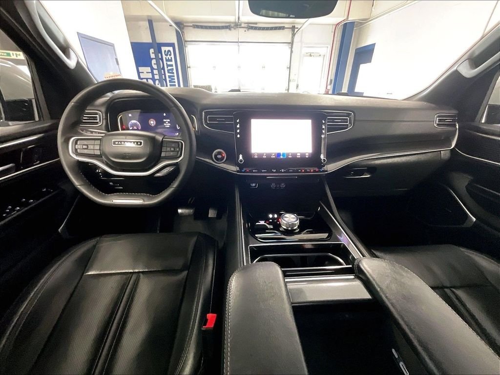 Used 2022 Silver Jeep Series I image 22