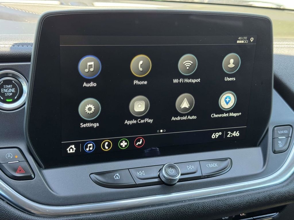 Used 2023 White Chevrolet LT image 4