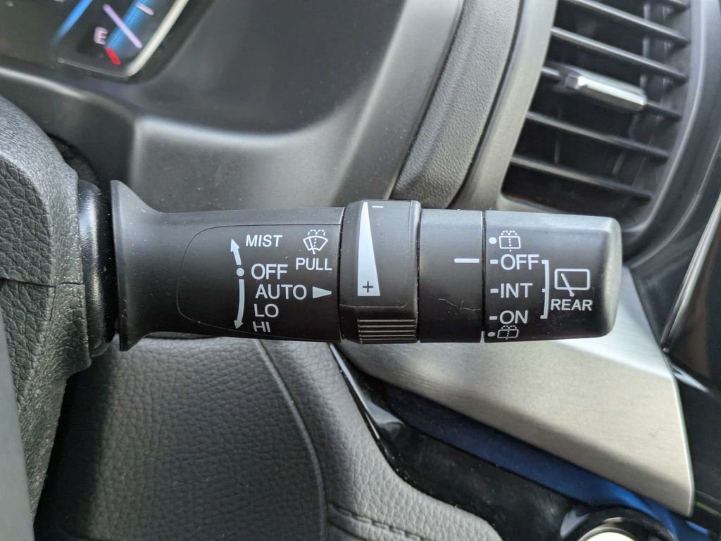 Used 2019 White Honda Elite image 30