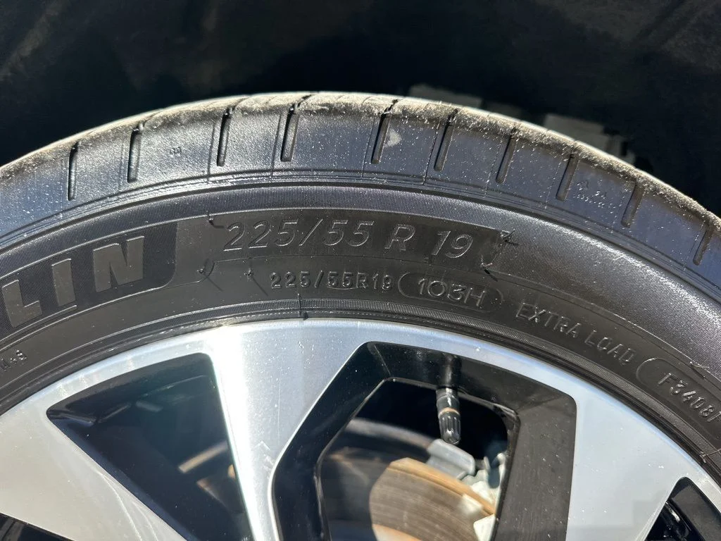 Used 2024 White Ford Select image 31