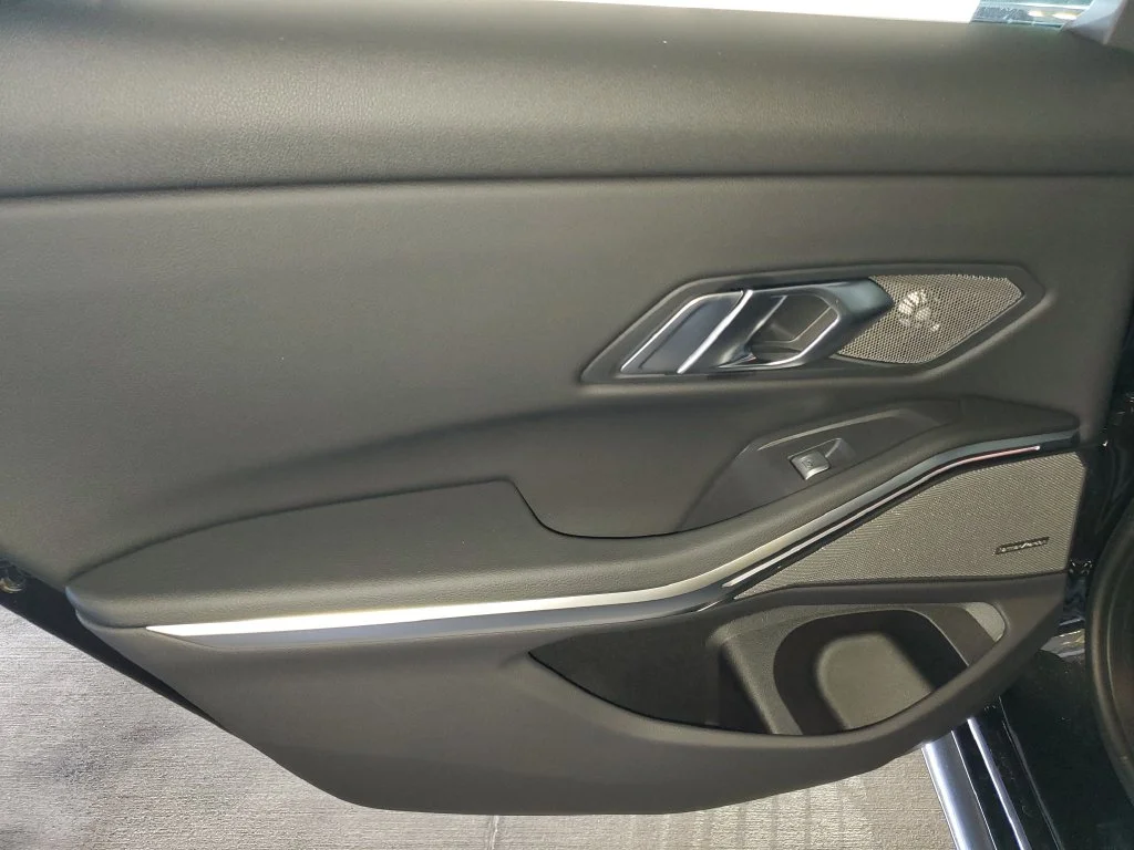 New 2026 Black BMW 330i image 9