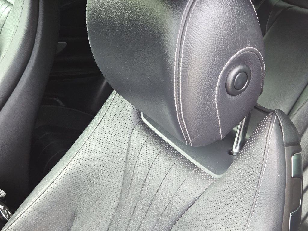 Used 2018 Gray Mercedes-Benz E 400 image 17
