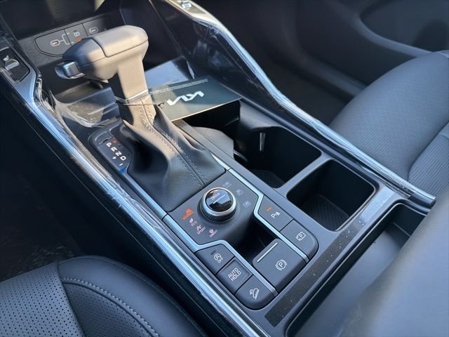New 2026 Ebony Black Kia S image 21