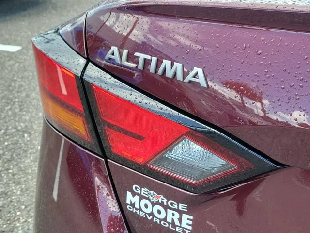 2025 Nissan Altima SV - Photo 7