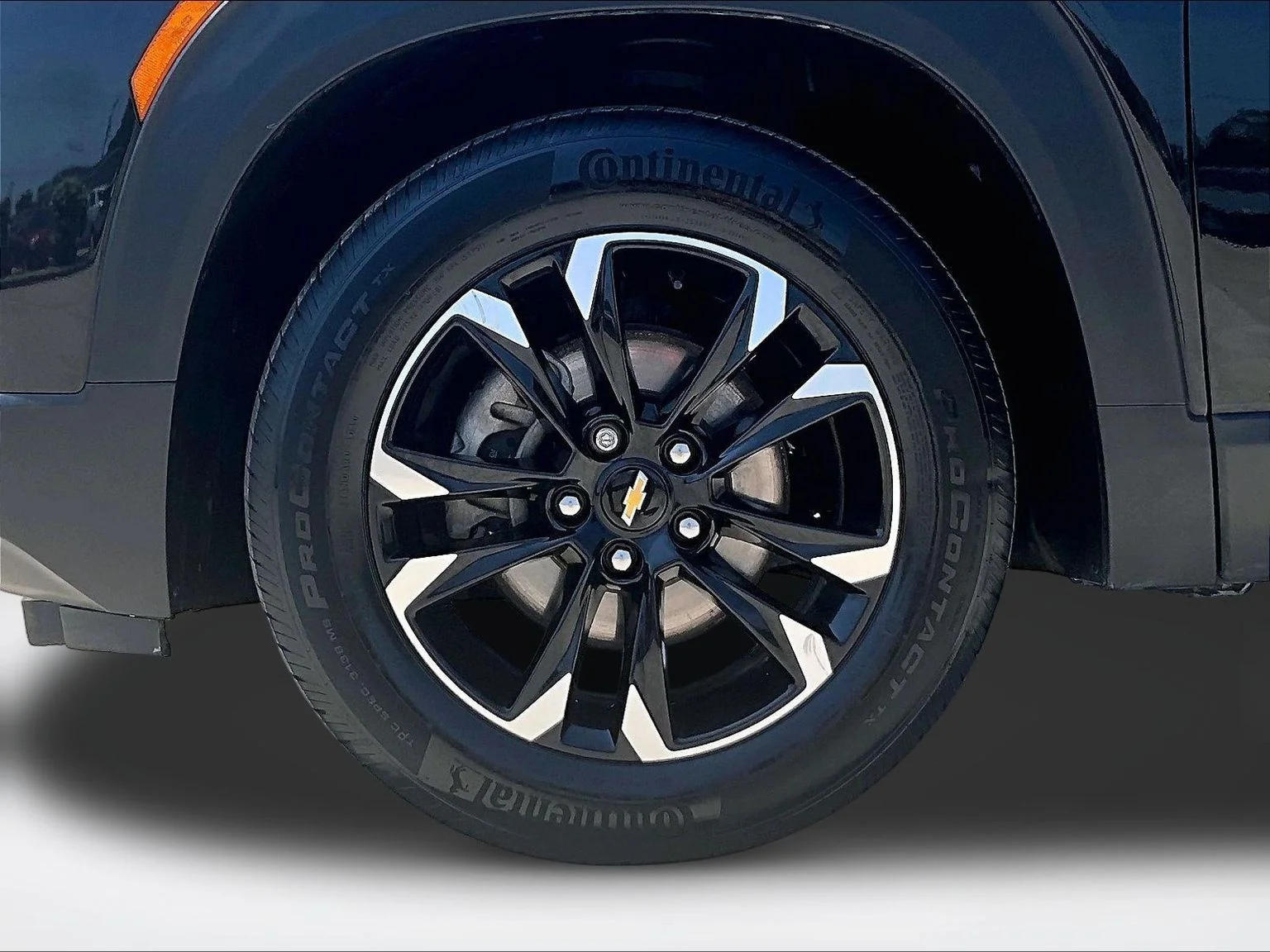 Used 2021 Black Chevrolet LT image 9