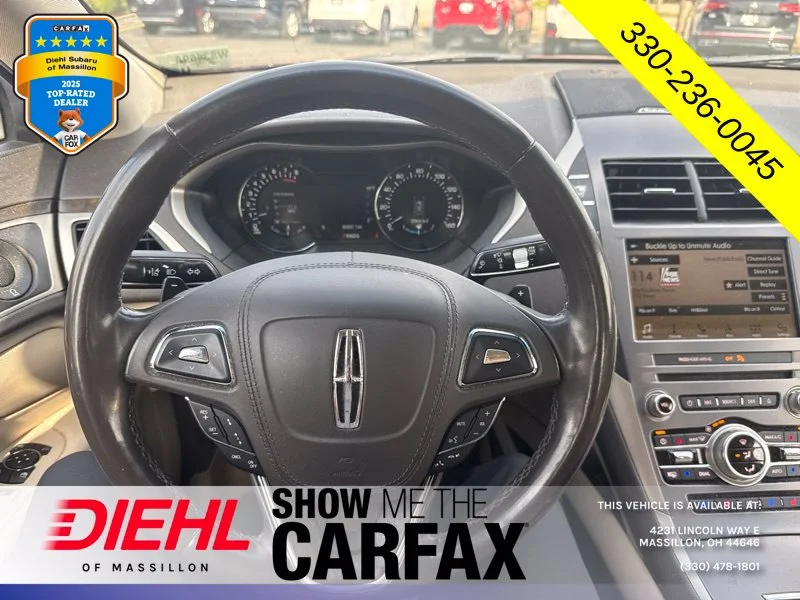 Used 2018 Red Lincoln Reserve image 22