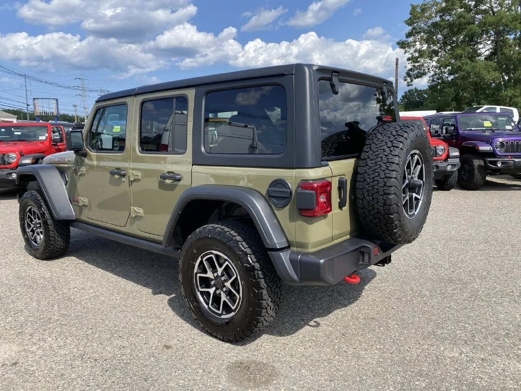 Certified Used 2026 Green Jeep Rubicon image 6