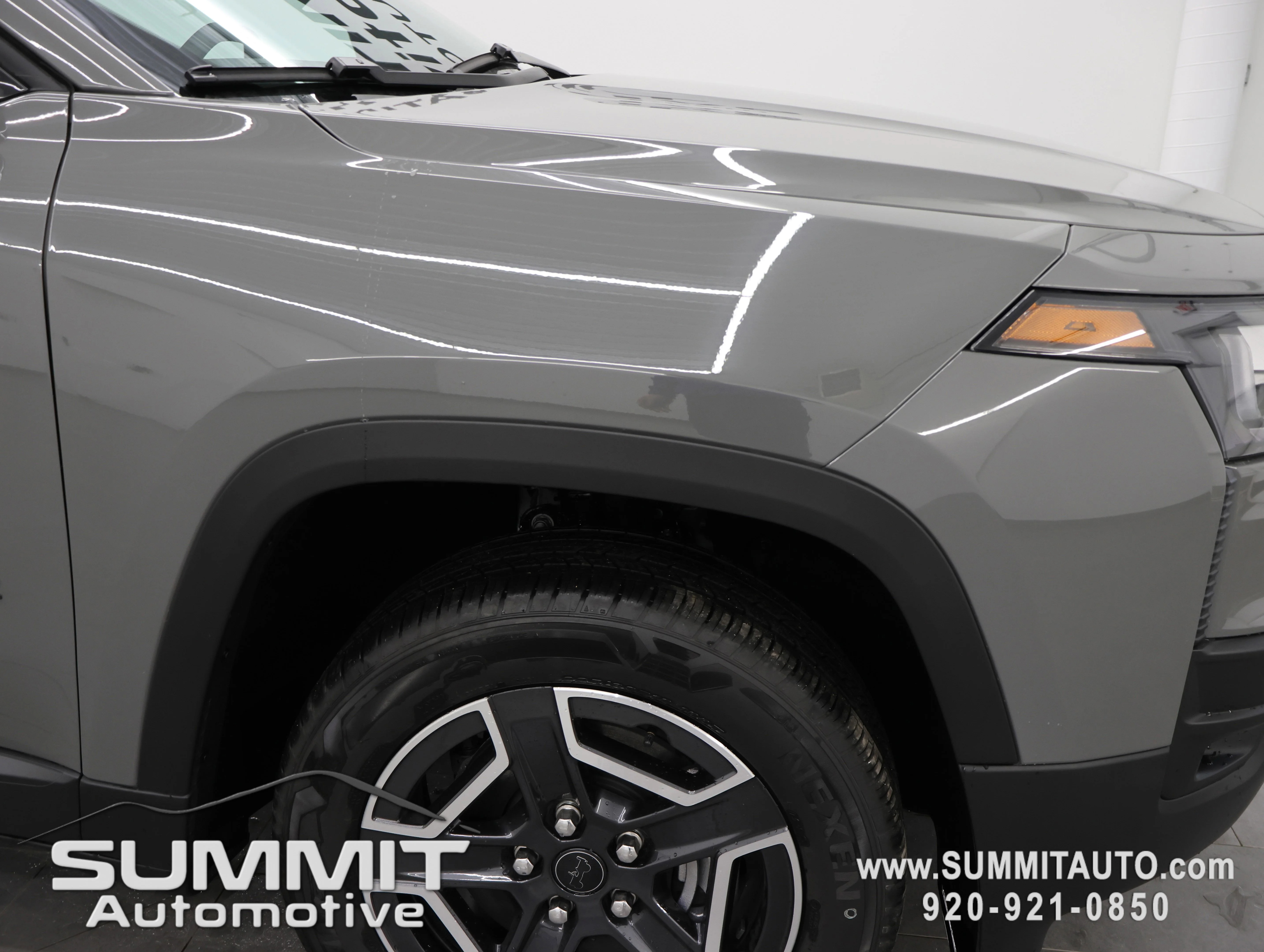 New 2026 Sting-Gray Clearcoat Jeep Laredo image 21