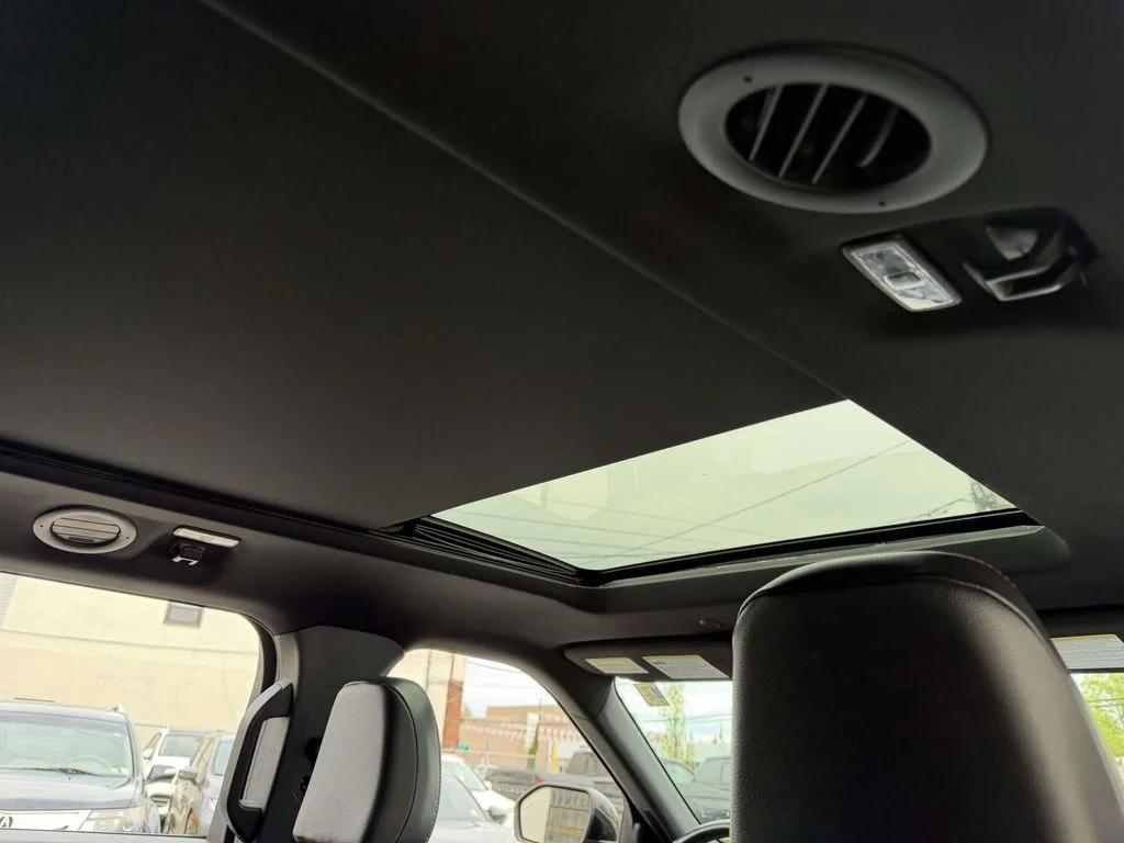 Used 2022 Black Ford ST-Line image 20