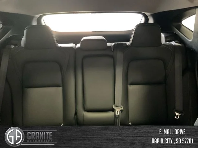 New 2025 Everest White TriCoat Nissan SL image 16