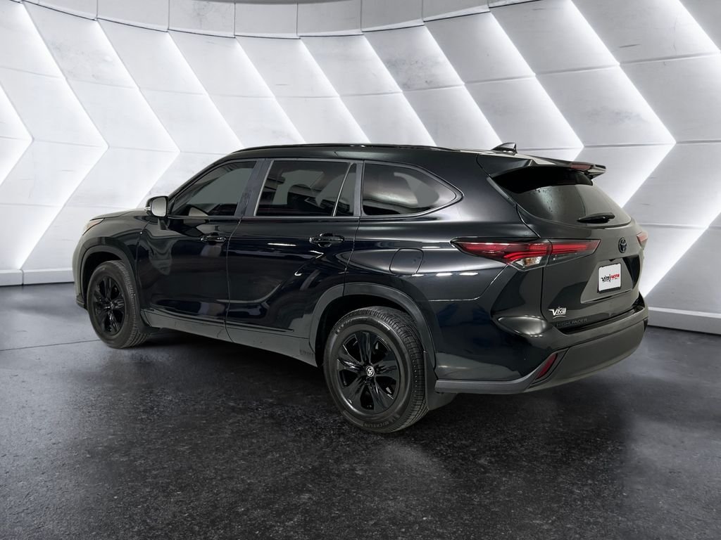 Used 2024 Black Toyota XLE image 6