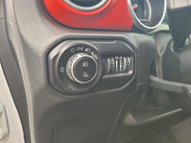 Used 2021 White Jeep Rubicon image 19