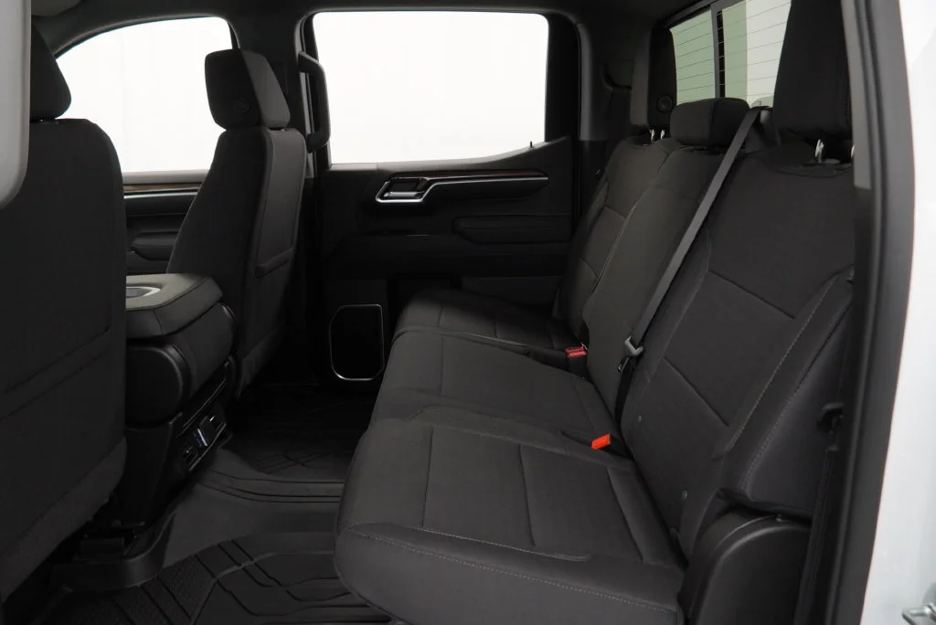 New 2026 Summit White Chevrolet LT image 20