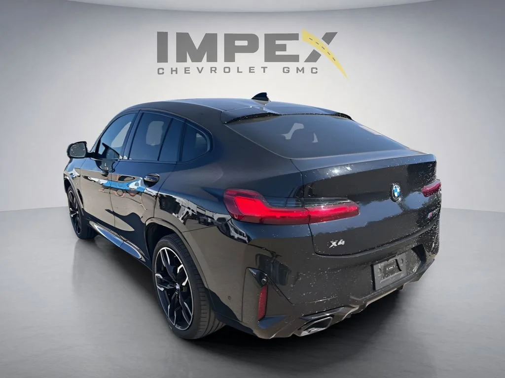 Used 2024  BMW M40i image 2