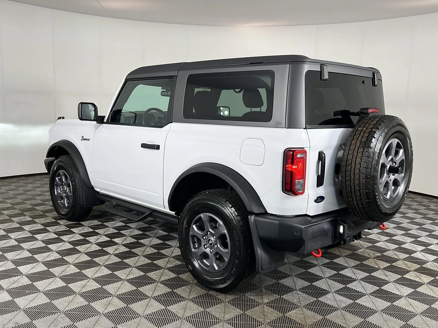 Used 2024 Oxford White Ford Big Bend image 9