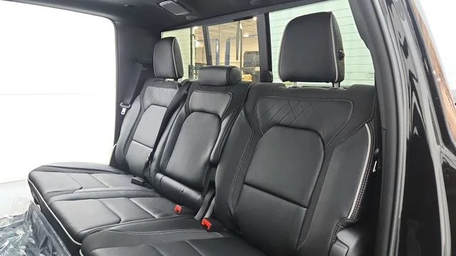 New 2026 Diamond Black Crystal Pearl-Coat Exterior Paint RAM Limited image 20