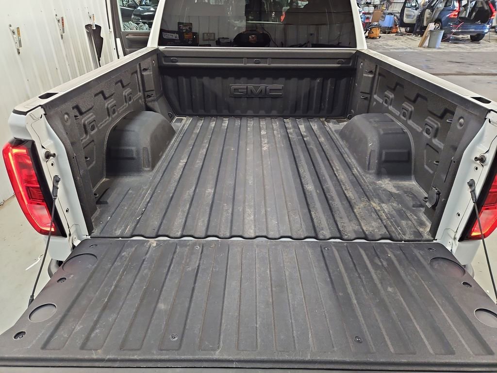 Used 2023 Summit White GMC Elevation image 27