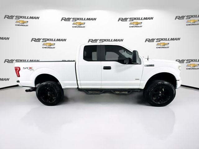 Used 2017 White Ford XL image 8