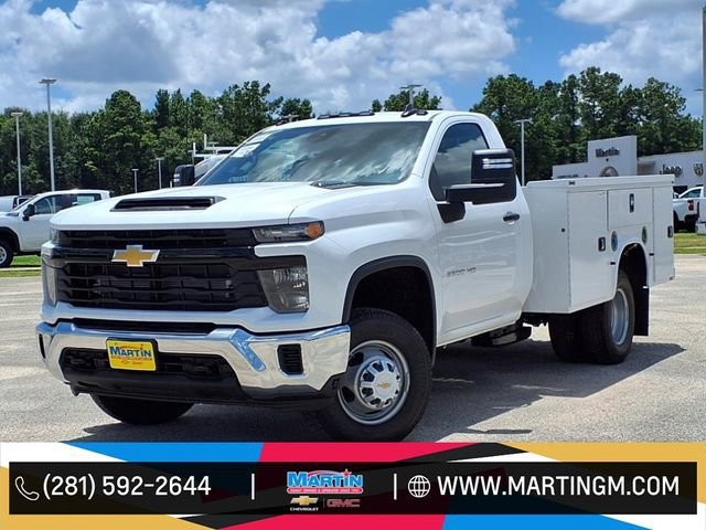 New 2025 Chevrolet Silverado 3500 HD Chassis Cab Work Truck Four Wheel Drive Regular Cab