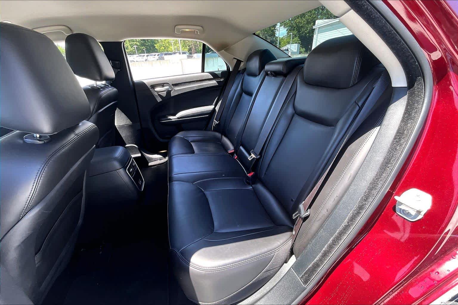 Used 2023 Velvet Red Pearlcoat Chrysler Touring L image 20