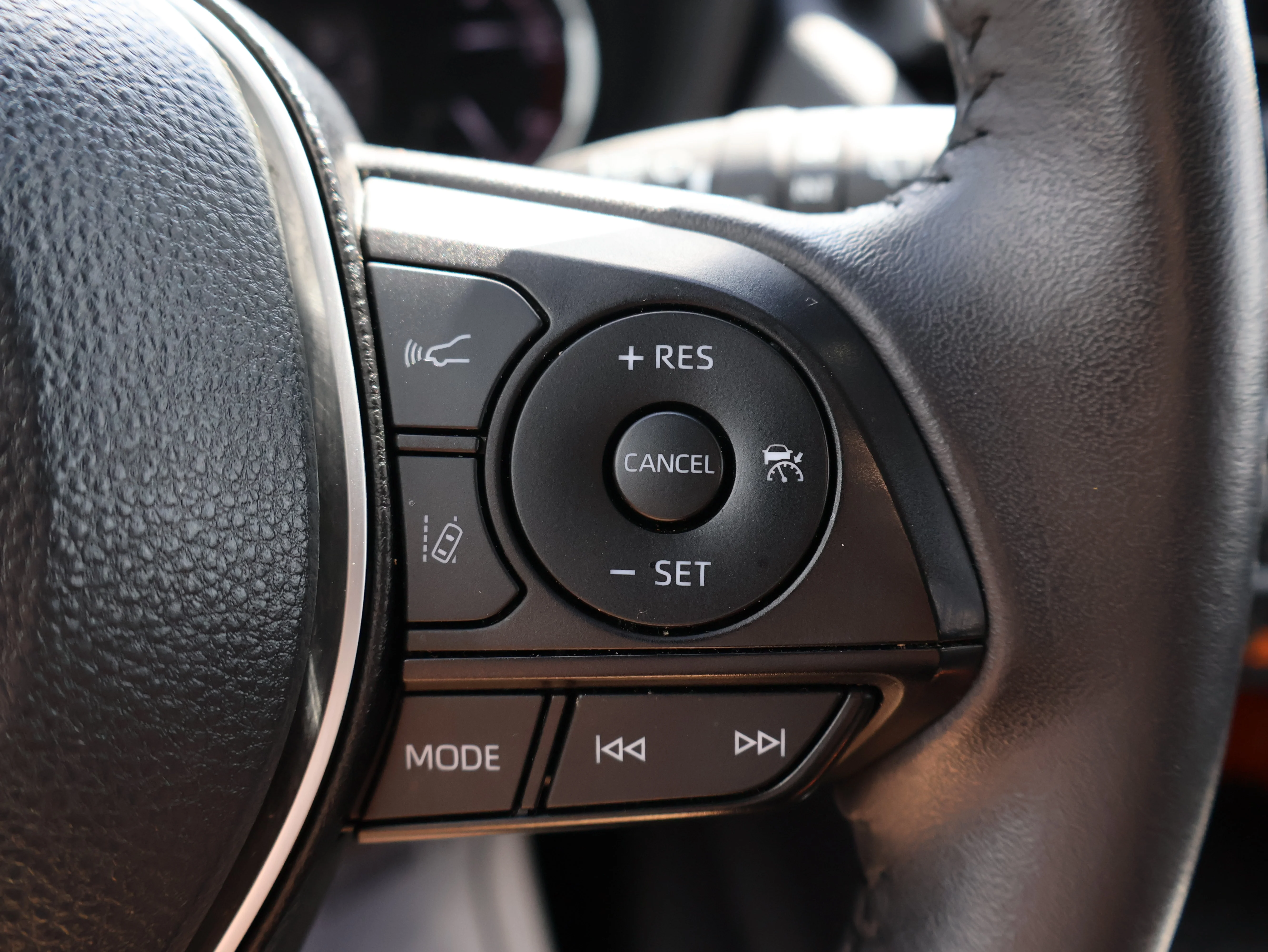 Used 2024 Midnight Black Metallic Toyota Adventure image 33