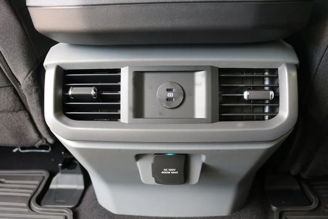 New 2026 Oxford White Ford XLT image 37