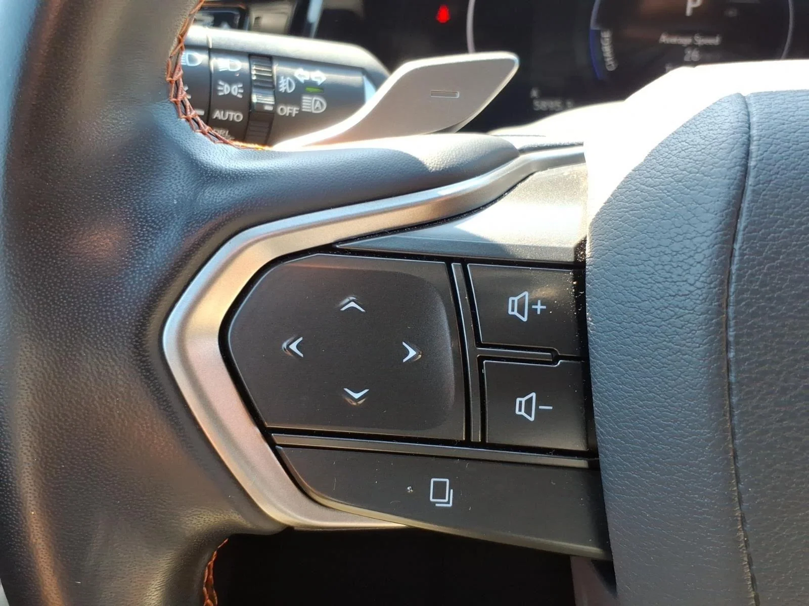 Used 2022 Atomic Silver Lexus NX 350h Premium image 18