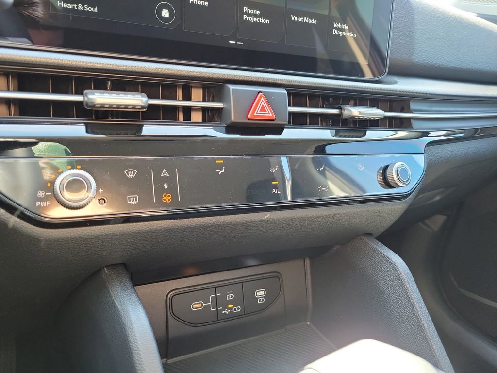 New 2026 Gray Kia LX image 32